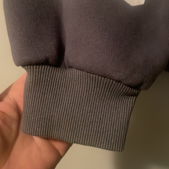 Dark grey sweatshirt - Picture 3 of 3